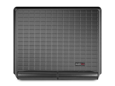 WeatherTech 18-24 Chevrolet Equinox Cargo Liner - Black w/Bumper Protector - 401018SK