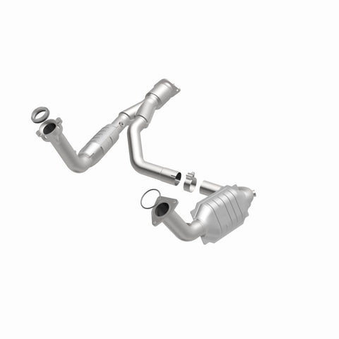 MagnaFlow Direct Fit Catalytic Converter 06-09 TB/Envoy 5.3/6.0 OEM - 49650