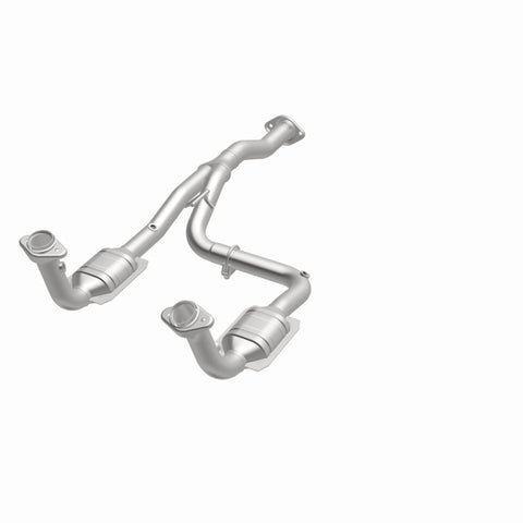 MagnaFlow Direct Fit Catalytic Converter 07 Jeep Liberty 3.7L OEM - 49186