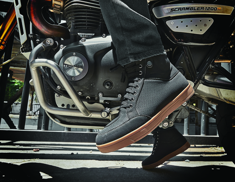 Speed and Strength United by Speed Shoe Black/Gum - 8 - 889564