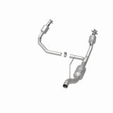 MagnaFlow Direct Fit Catalytic Converter Dodge 01-02 Ram 1500/2500/3500 Van 5.9L - 458003