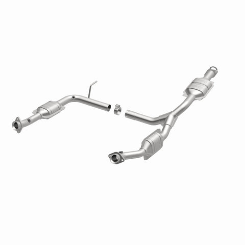 Magnaflow Conv DF 02-03 Ford Explorer 4.0L / 02-03 Mercury Mountaineer 4.0L (California) - 447253