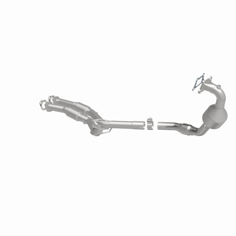 MagnaFlow Direct Fit Catalytic Converter 12-15 Cadillac SRX V6-3.6L (FWD Only) - 52647