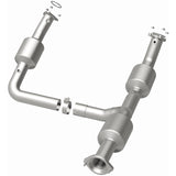 MagnaFlow 18-20 Chevrolet Express 2500 Single Underbody 4.3L Direct Fit Catalytic Converter - 280210