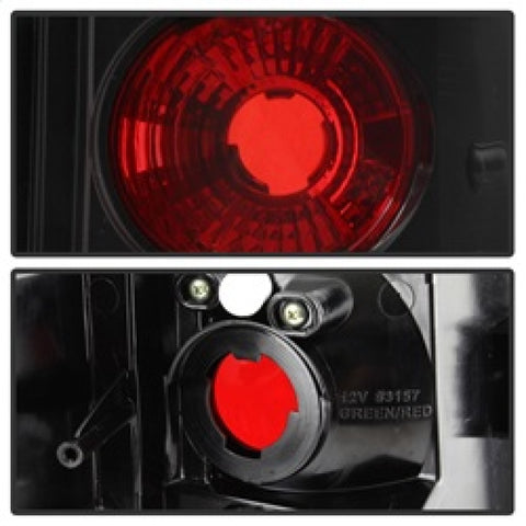 Spyder Jeep Grand Cherokee 05-06 Euro Style Tail Lights Black ALT-YD-JGC05-BK - 5005502