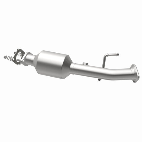 MagnaFlow California Direct Fit Catalytic Converter 13-15 Nissan NV200 2.0L - 557690