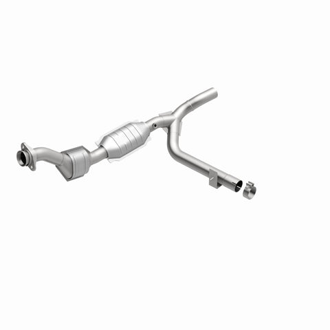 MagnaFlow Direct Fit Catalytic Converter 99 Ford F-150 4.6L - 23082