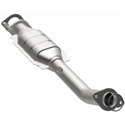 MagnaFlow Direct Fit Catalytic Converter 07 Titan 5.6L D/S rr OEM - 49218