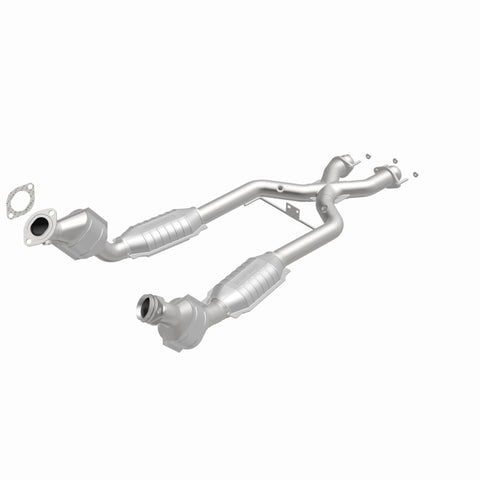 MagnaFlow Direct Fit Catalytic Converter 96-98 4.6L *California* - 441112