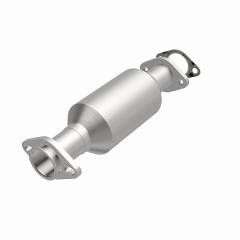 MagnaFlow Direct Fit Catalytic Converter California Grade 87-90 Mitsubishi Van 2.4L - 3391240