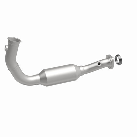 MagnaFlow Direct Fit Catalytic Converter OEM 2004 Jeep Liberty Underbody - 4551583