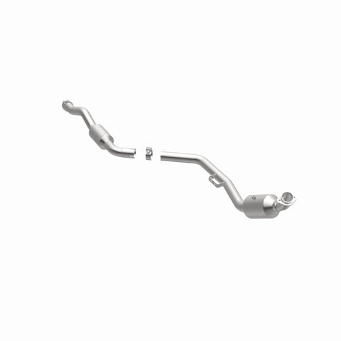 MagnaFlow Direct Fit Catalytic Converter OEM 2007 Mercedes-Benz E350 Underbody - 67.5in Length - 5411665