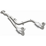 MagnaFlow Direct Fit Catalytic Converter 07 Jeep Liberty 3.7L - 23957