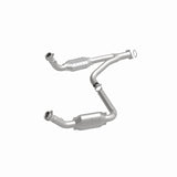 MagnaFlow Conv DF 07-09 Chevrolet/GMC Silverado/Sierra 2500 HD 6.0L Y-Pipe Assembly excludes Classic - 49644