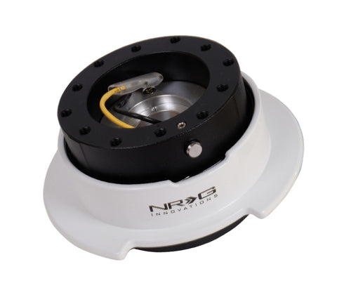 NRG Quick Release Kit Gen 2.5 - Black / White Ring w/Finger Grooves - SRK-250BK-WT