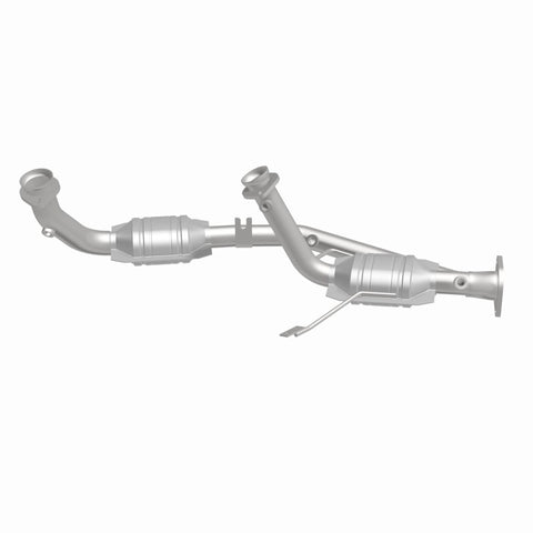 MagnaFlow Direct Fit Catalytic Converter 96-99 Ford Taurus3.0L 50S - 444023