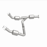 MagnaFlow 18-20 Chevrolet Express 2500 Single Underbody 4.3L Direct Fit Catalytic Converter - 280210