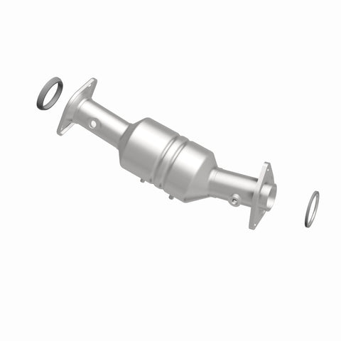 MagnaFlow Direct Fit Catalytic Converter 2010-2012 CX-7 2.5 L Underbody - 52222