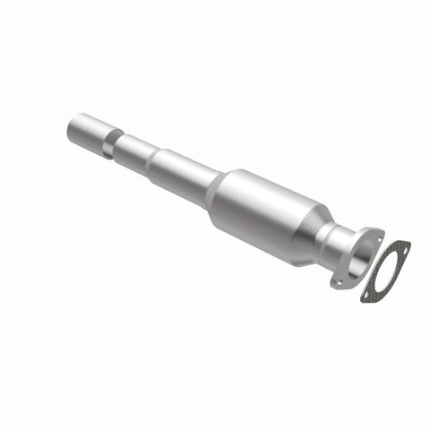 MagnaFlow Direct Fit Catalytic Converter 04-06 Mazda 3 2.0/2.3 Rear - 24178
