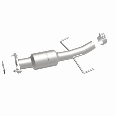 MagnaFlow Direct Fit Catalytic Converter 2010-2012 CX-7 2.5 L Underbody - 52223