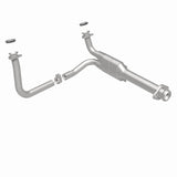 MagnaFlow Direct Fit Catalytic Converter GM 1500/2500/Suburban 5.0L - 23256