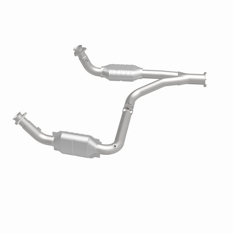 MagnaFlow Conv DF 00-01Tahoe/Yukon V8 5.7L - 93603