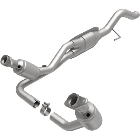 MagnaFlow Direct Fit Catalytic Converter 00-03 Dodge Dakota 4.7L 4WD (49 State) - 93181