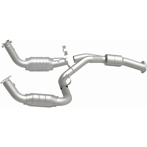 MagnaFlow Direct Fit Catalytic Converter 11-13 Chev Silverado 2500 HD/3500 HD 6.0L - 51812