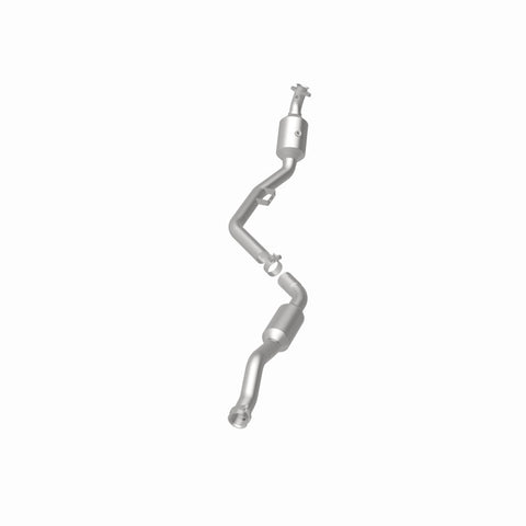 MagnaFlow Direct Fit Catalytic Converter OEM 2007 Mercedes-Benz E350 Underbody - 67.5in Length - 5411665