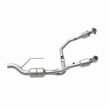 MagnaFlow Direct Fit Catalytic Converter Dodge 01-02 Ram 1500/2500/3500 Van 5.9L - 458003