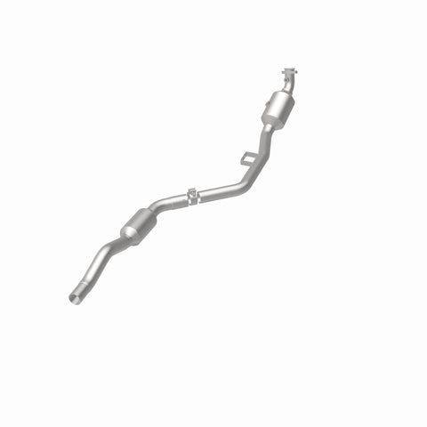 MagnaFlow Direct Fit Catalytic Converter OEM 2007 Mercedes-Benz E350 Underbody - 69.125in Length - 5411666
