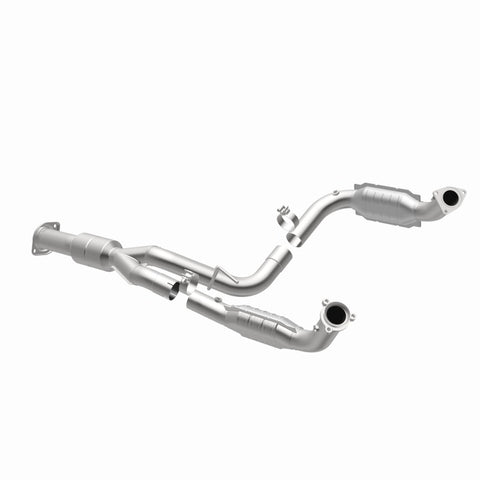 MagnaFlow Direct Fit Catalytic Converter 11-13 Chev Silverado 2500 HD/3500 HD 6.0L - 51812