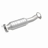MagnaFlow Direct Fit Catalytic Converter 04 Toyota Sienna 3.3L - 23084