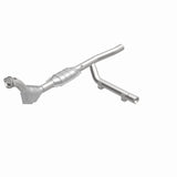 MagnaFlow Direct Fit Catalytic Converter 97-98 Ford Expedition 4.6 - 93130