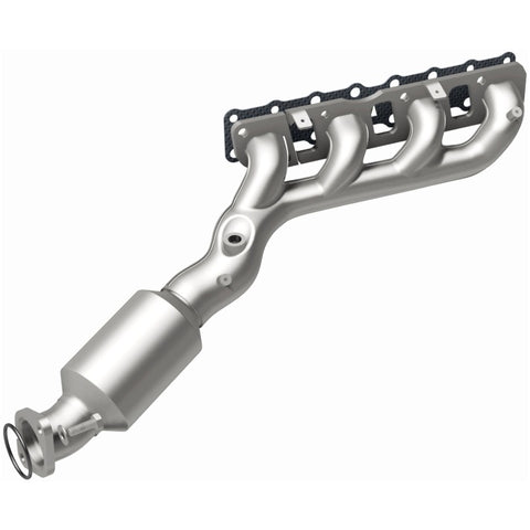 MagnaFlow Direct Fit Catalytic Converter 07 Titan 5.6L P/S manif OEM - 49357