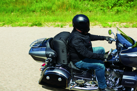 Kuryakyn Momentum Wanderer Seat Bag - 5286