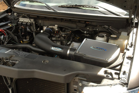 Volant 04-05 Ford F-150 4.6 V8 Pro5 Closed Box Air Intake System - 19746