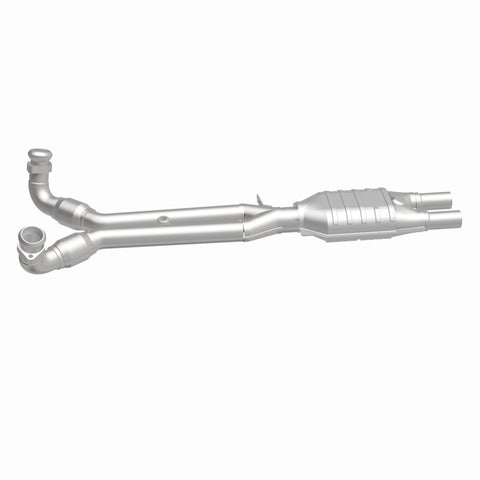 MagnaFlow Direct Fit Catalytic Converter 81-86 Alfa Romeo GTV6 2.5L - 23097