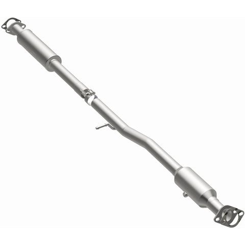MagnaFlow Direct Fit Catalytic Converter OEM 14-15 Hyundai Tucson 2.0L Underbody - 52815