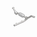 MagnaFlow Direct Fit Catalytic Converter 97-98 Ford F-150 4.6L - 447140