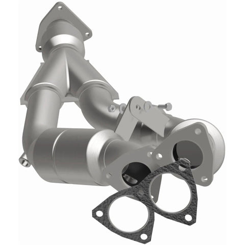 MagnaFlow Direct Fit Catalytic Converter 04-06 VW Touareg 3.2L - 51499