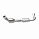 MagnaFlow Direct Fit Catalytic Converter 00-04 Ford E150 4.6L D/S - 447156