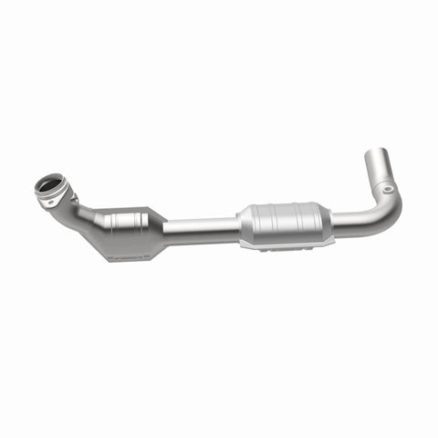 MagnaFlow Direct Fit Catalytic Converter 00-04 Ford E150 4.6L D/S - 447156
