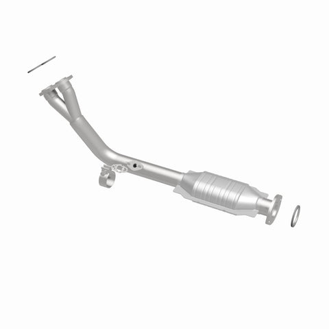 MagnaFlow Direct Fit Catalytic Converter 96-00 Toyota 4 Runner 2.7 - 24286