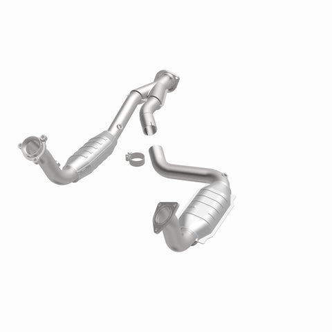 MagnaFlow Direct Fit Catalytic Converter 03-06 Chevy SSR 5.3/6.0 OEM - 49580