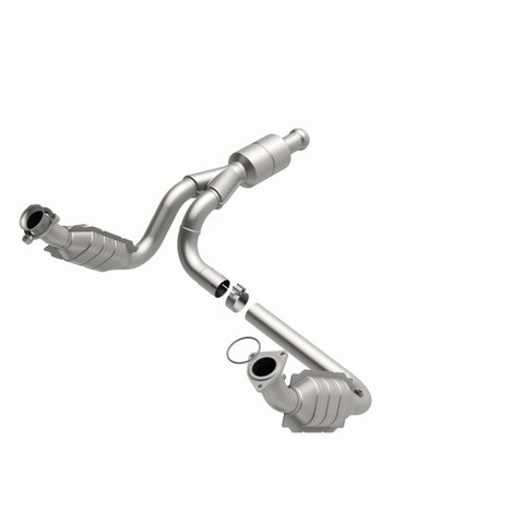 MagnaFlow Direct Fit Catalytic Converter 10-13 GMC Sierra 1500 V6 4.3L - 5481578