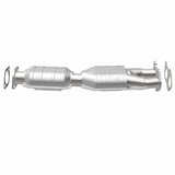 MagnaFlow Direct Fit Catalytic Converter 86-87 Ford Ranger/Bronco II 2.9L (California) - 333386