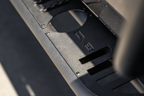 DV8 Offroad 18-23 Jeep Wrangler JL 4 Door Body/Pinch Weld Mounted Step - SRJL-08