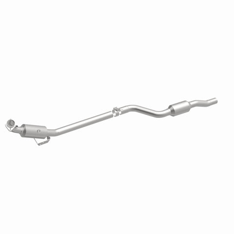 MagnaFlow Direct Fit Catalytic Converter 10-12 Mercedes-Benz GLK350 V6 3.5 OEM Underbody - 21-440