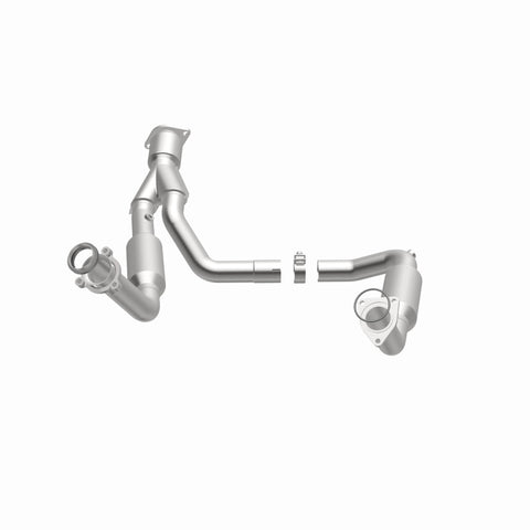 MagnaFlow Conv Direct Fit 07-09 Chevy Trailblazer SS 6.0L V8 - 5451650